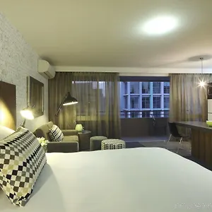 4* Aparthotel Punthill Spring Hill