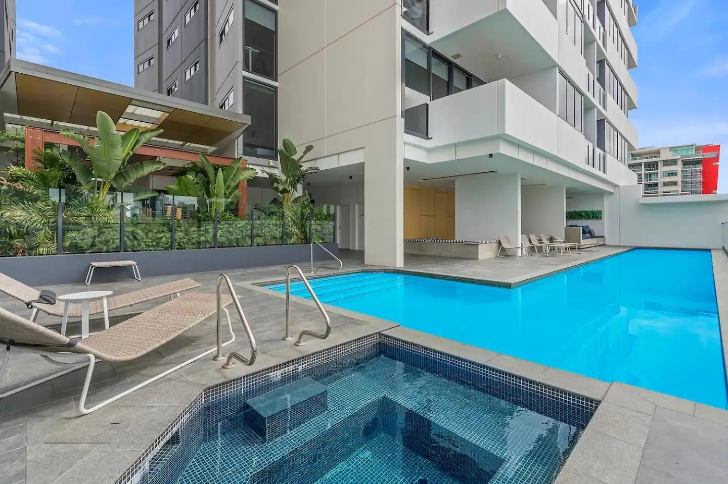 Apartment Stunning City Views, King Beds, Gym, Pool, Parking Brisbane Australia