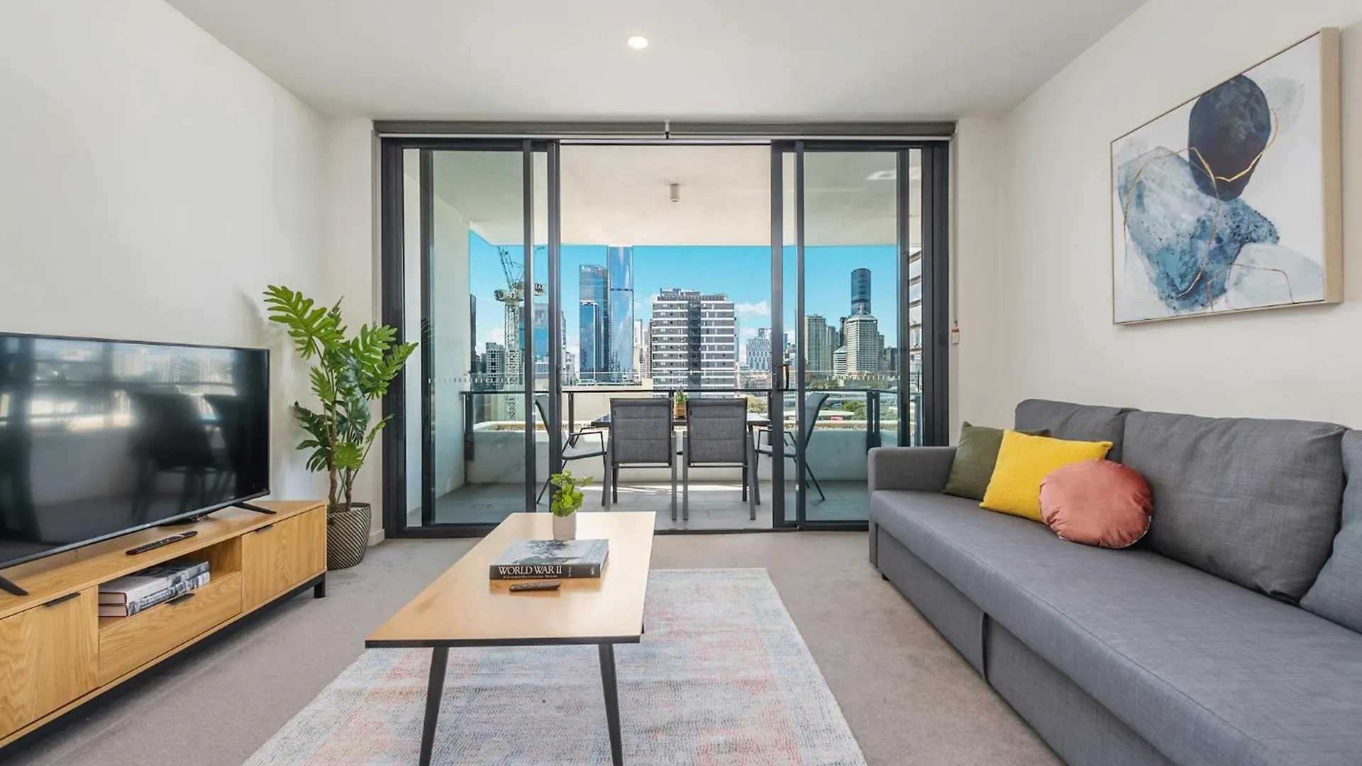 Apartment Stunning City Views, King Beds, Gym, Pool, Parking Brisbane Australia